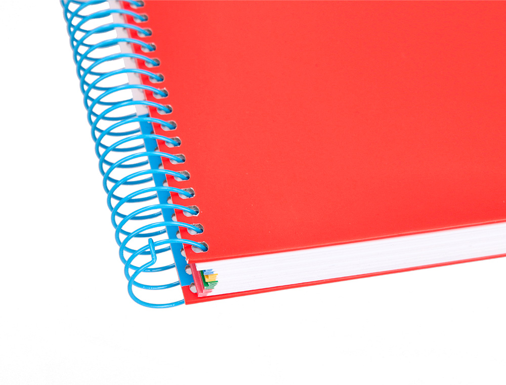 CUADERNO ESPIRAL A5 MICRO ANTARTIK TAPA FORRADA 120H 90 GR HORIZONTAL 5 BANDAS 6 TALADROS COLOR ROJO