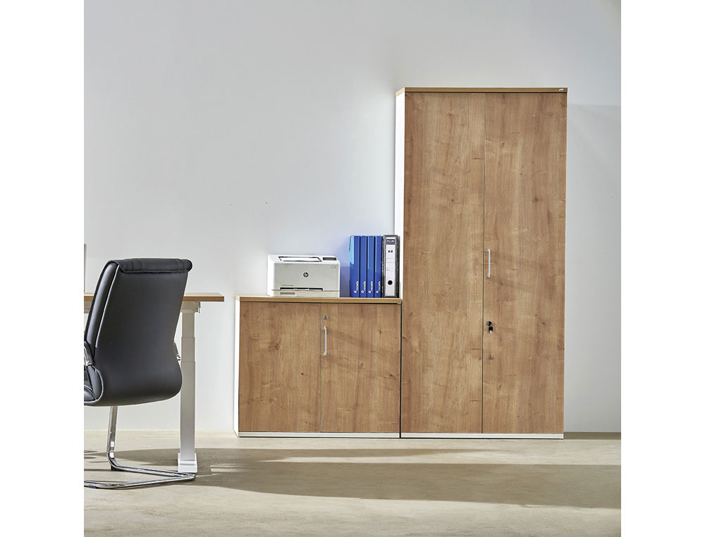 ARMARIO ROCADA CON TRES ESTANTES Y DOS PUERTAS ENTERAS SERIE STORE 156X90X45 CM ACABADO AN01 GRIS/HAYA