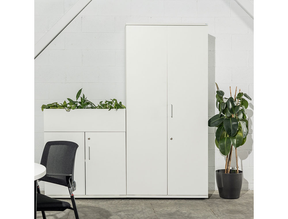 ARMARIO ROCADA CON TRES ESTANTES Y DOS PUERTAS ENTERAS SERIE STORE 156X90X45 CM ACABADO AN01 GRIS/HAYA